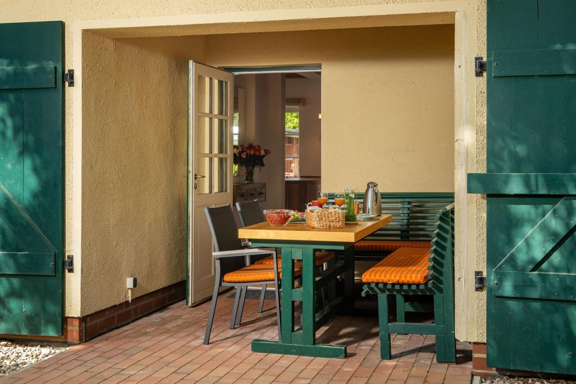 Ferienhaus Preetz 1A - Idylle Unter Reet Burtevitz Extérieur photo