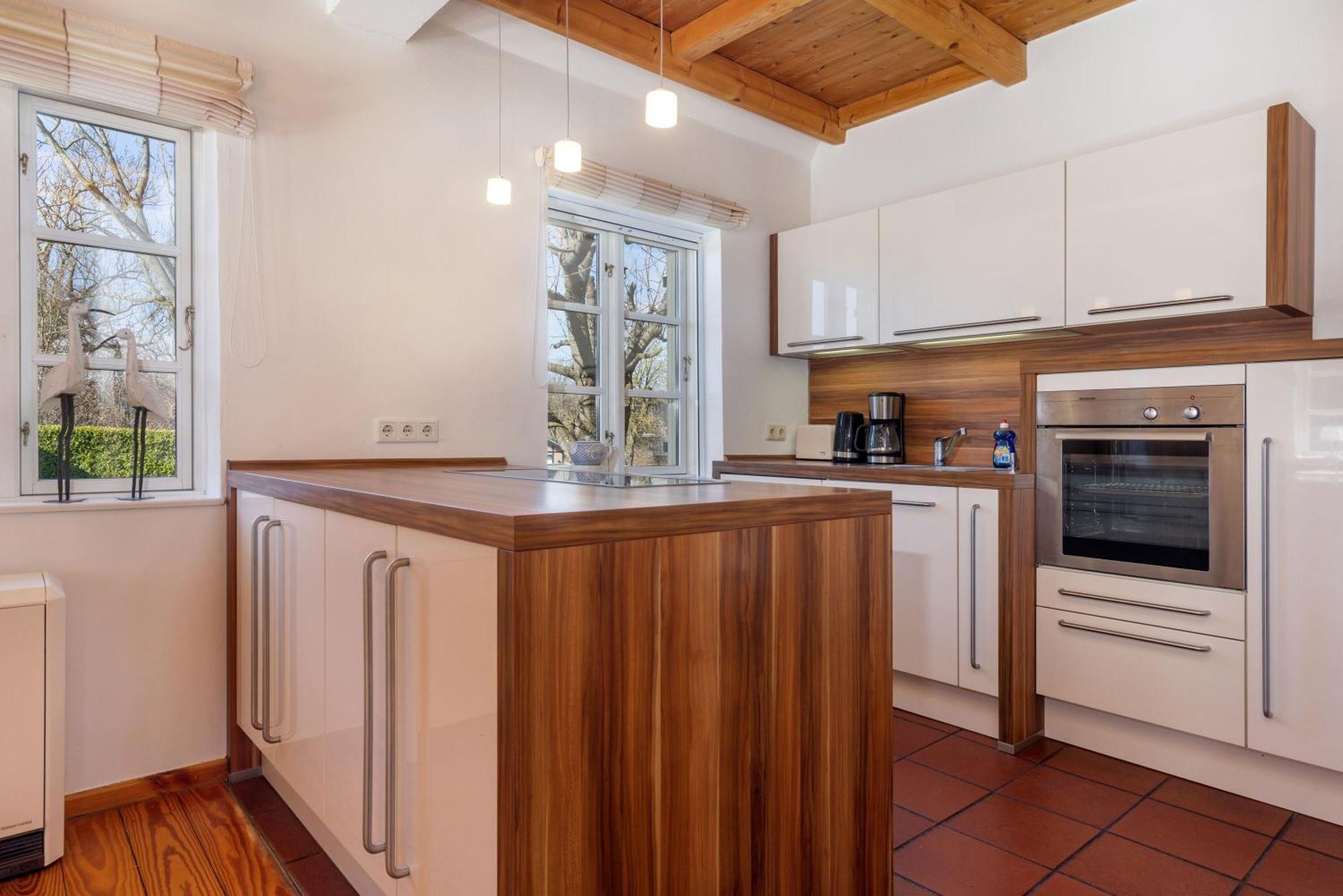 Ferienhaus Preetz 1A - Idylle Unter Reet Burtevitz Extérieur photo